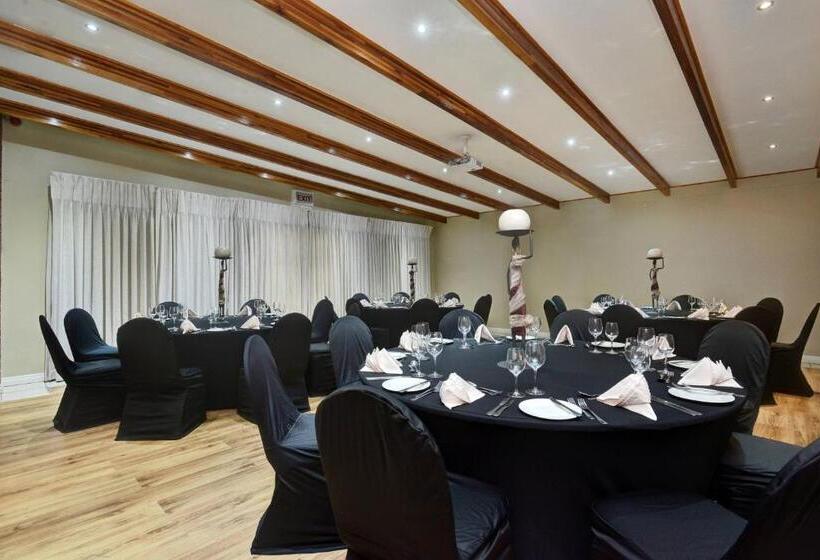 Protea Hotel By Marriott Mahikeng