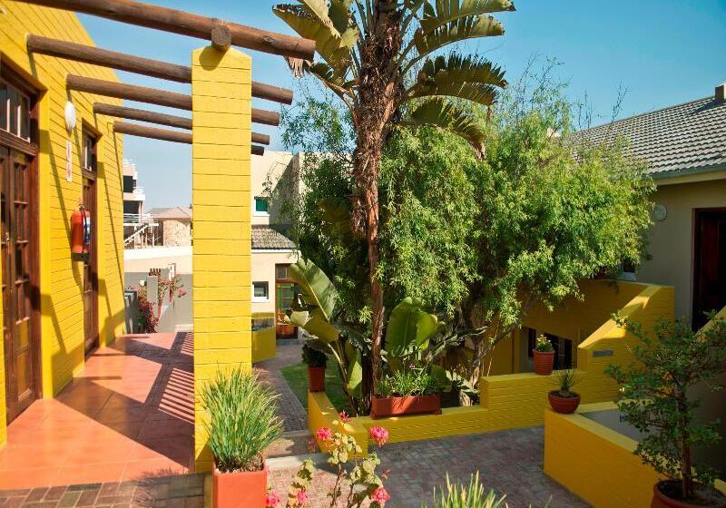 ホテル Long Beach Lodge