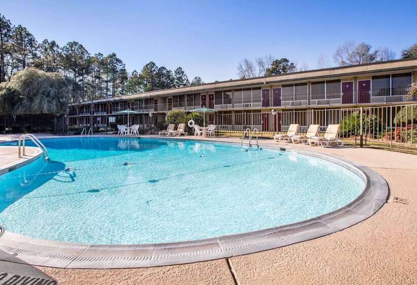 فندق Quality Inn Americus