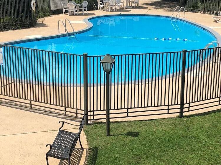 فندق Quality Inn Americus