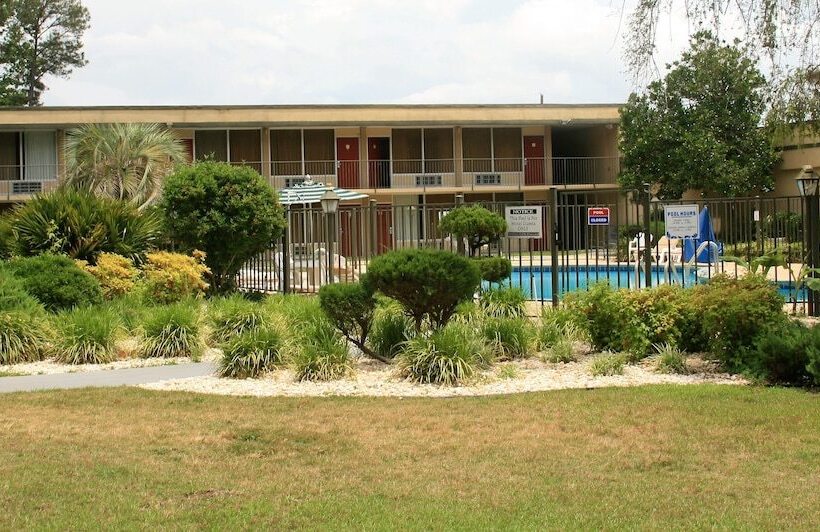 فندق Quality Inn Americus