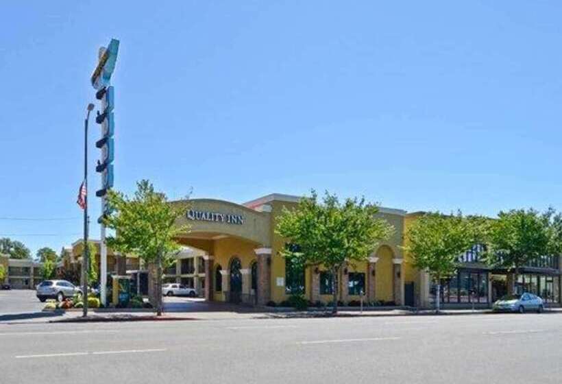 فندق Quality Inn Near Chico State