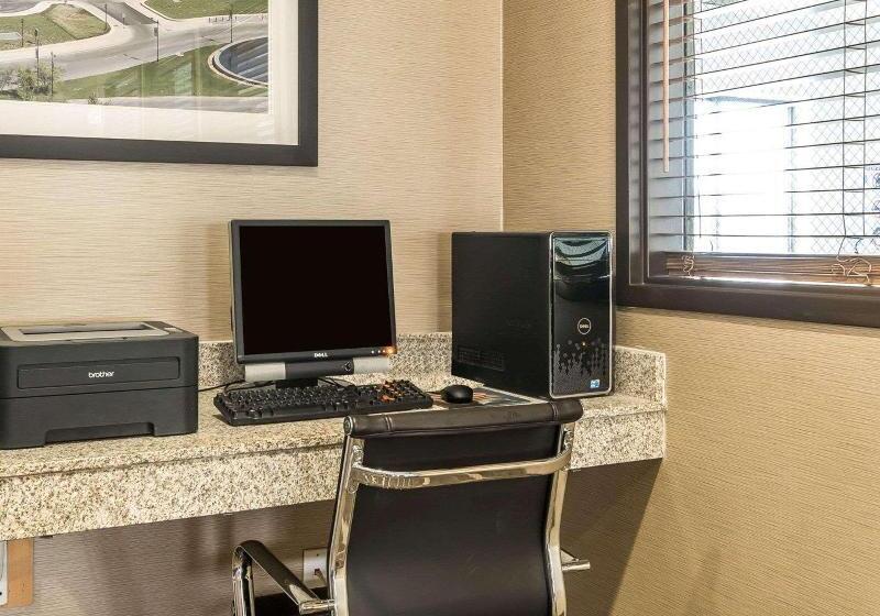 בית מלון כפרי Quality Inn & Suites Bethany