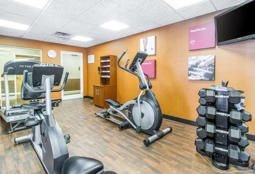 فندق Quality Suites