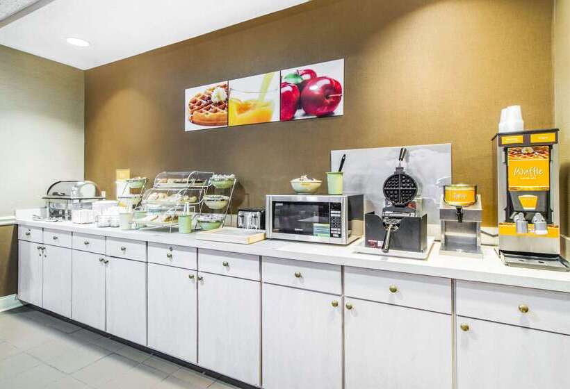 فندق Quality Suites