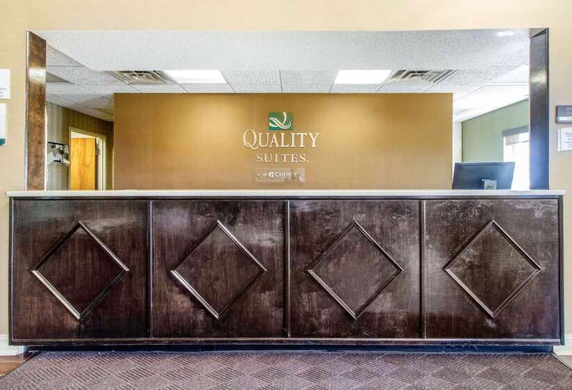 فندق Quality Suites
