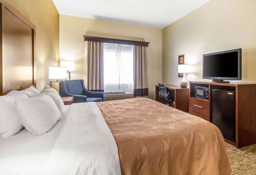 فندق Quality Suites