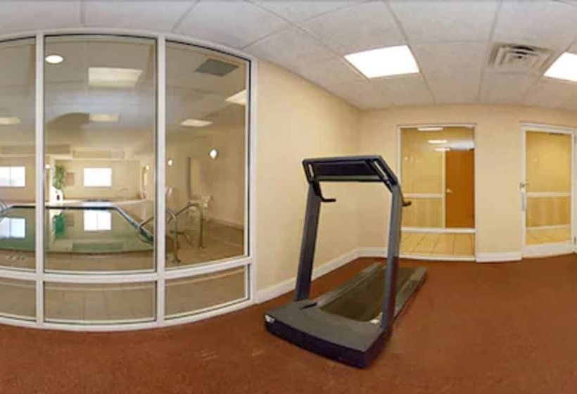 فندق Quality Suites