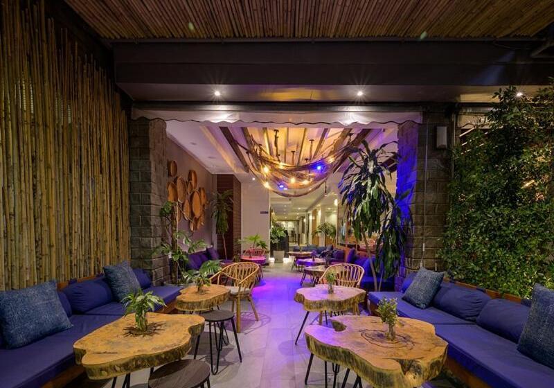 هتل Quarter 09 Beach