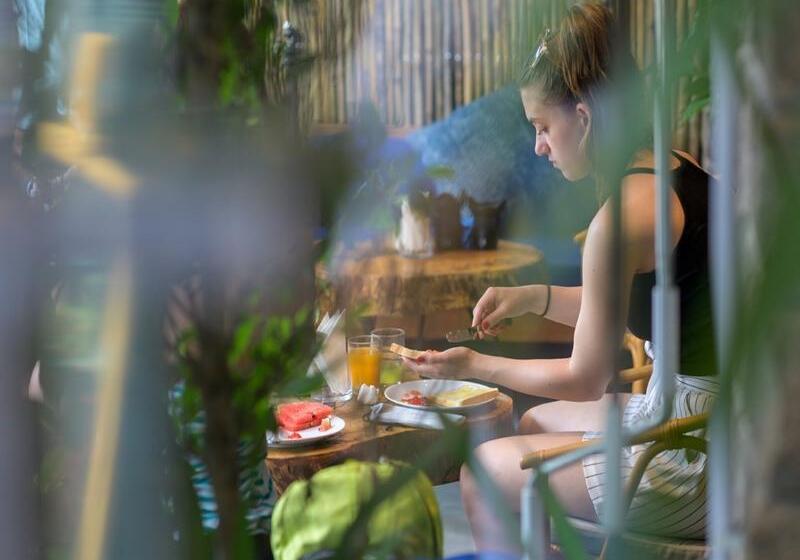 هتل Quarter 09 Beach