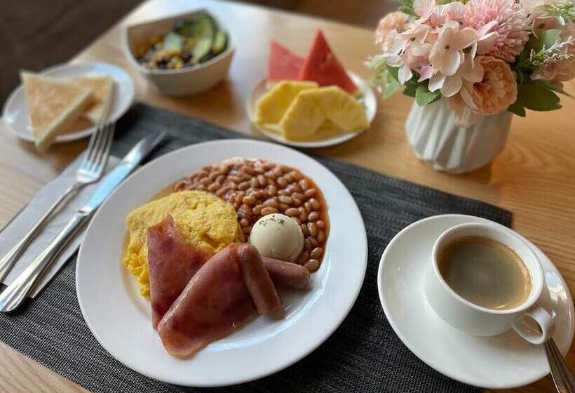 هتل Ramada Hong Kong Harbour View