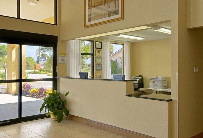 فندق Regency Inn and Suites