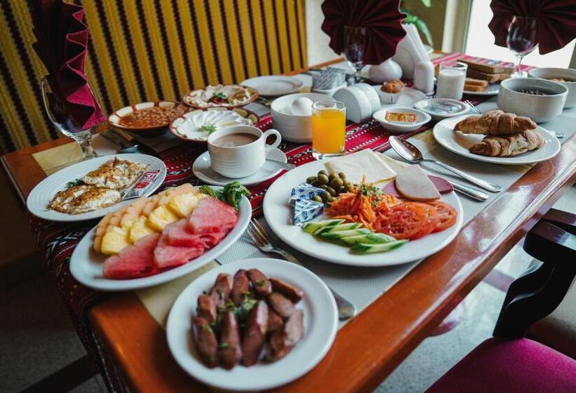 酒店 Safeer International