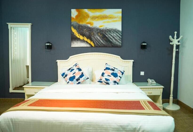 酒店 Safeer International