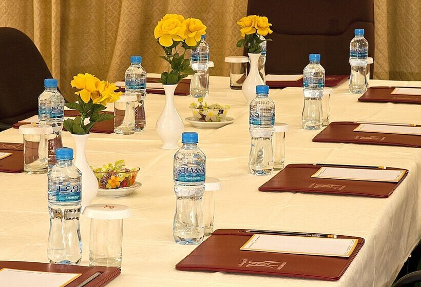 酒店 Safeer International