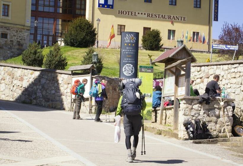 בית מלון כפרי San Antón Abad