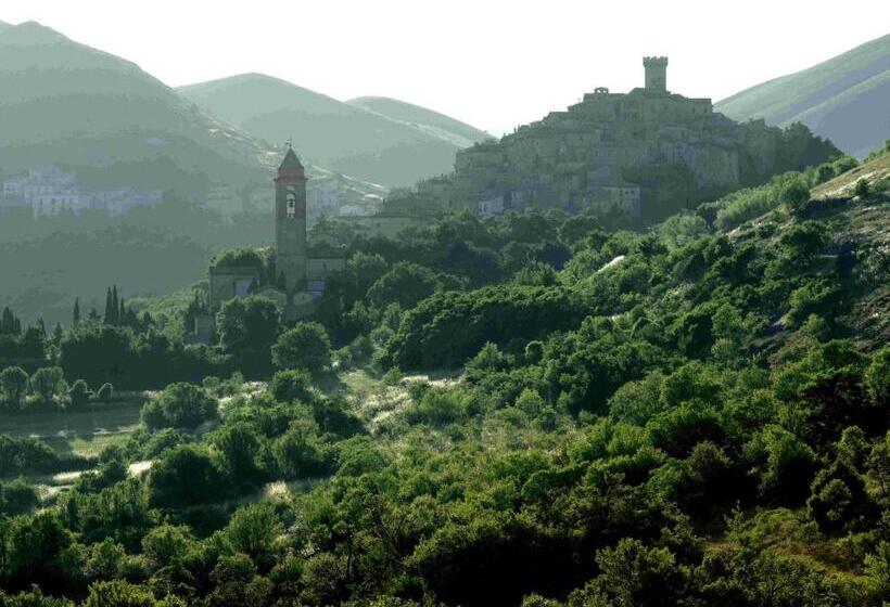 בית מלון כפרי Sextantio Albergo Diffuso