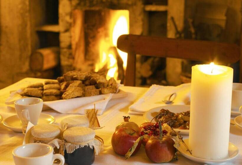 בית מלון כפרי Sextantio Albergo Diffuso