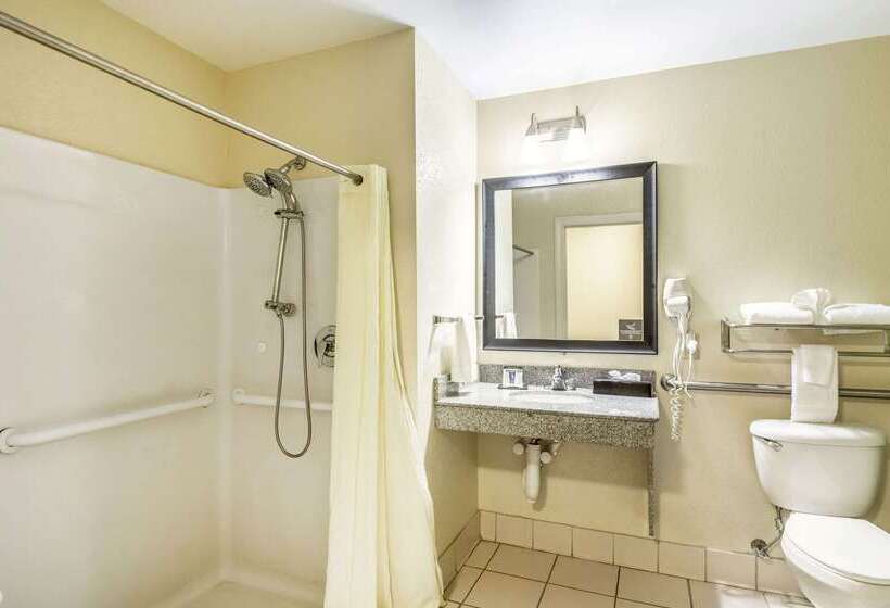 בית מלון כפרי Comfort Inn Emporia