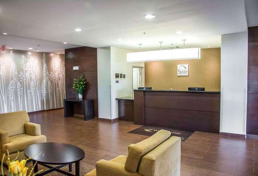 هتل Sleep Inn & Suites Center