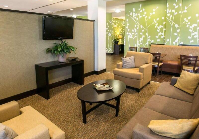 酒店 Sleep Inn & Suites