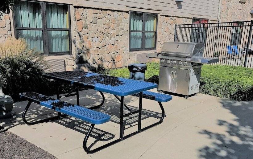 هتل Springhill Suites By Marriott Omaha East, Council Bluffs, Ia