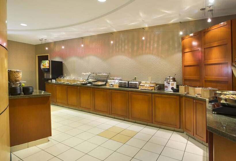 Отель Springhill Suites By Marriott Omaha East, Council Bluffs, Ia