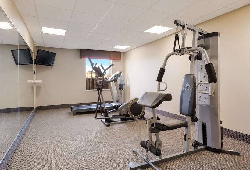 فندق Suburban Studios Berwick  Morgan City