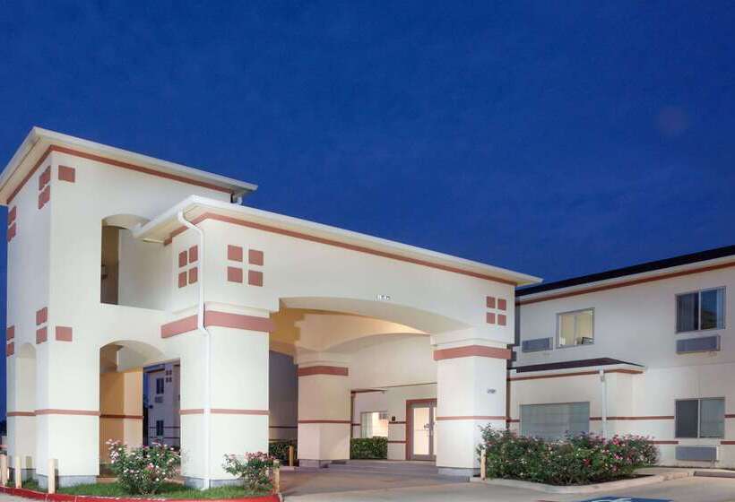 酒店 Super 8 By Wyndham Brenham Tx