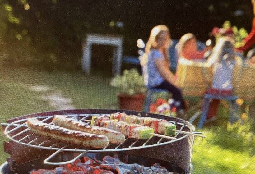 酒店 Super 8 By Wyndham Brenham Tx