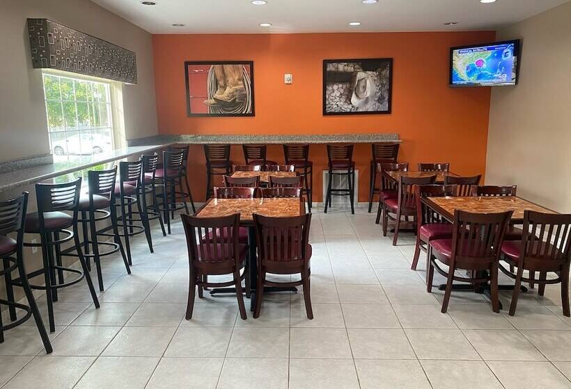 酒店 Super 8 By Wyndham Brenham Tx