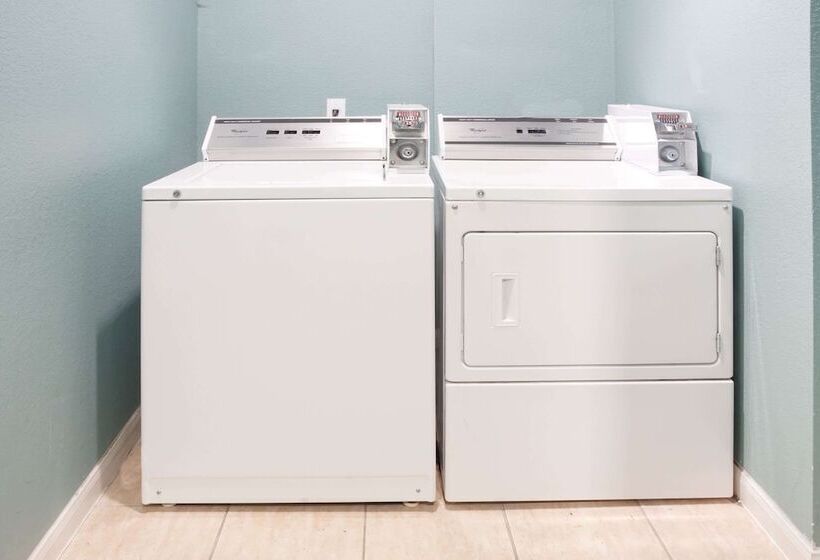 酒店 Super 8 By Wyndham Brenham Tx