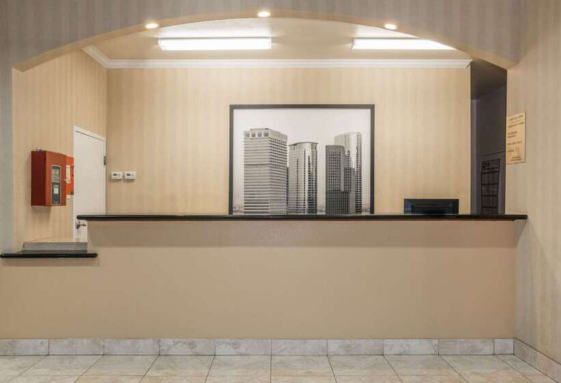 酒店 Super 8 By Wyndham Brookshire Tx