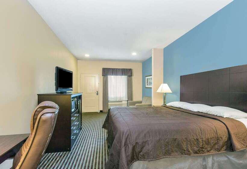 هتل Super 8 By Wyndham Center