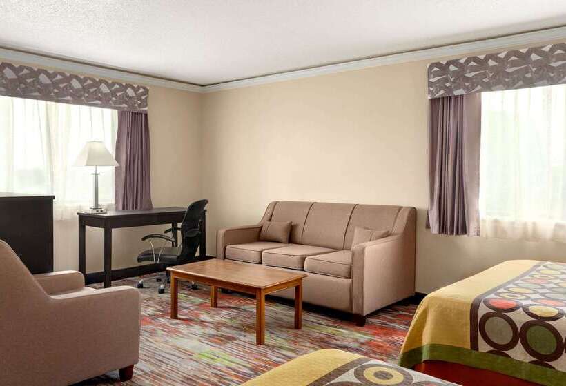 فندق Super 8 By Wyndham Chillicothe