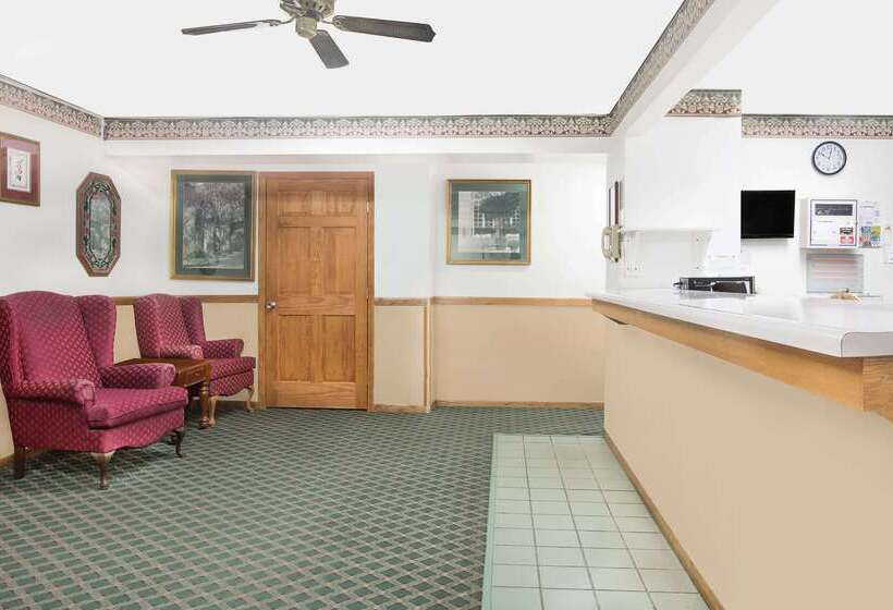 فندق Super 8 By Wyndham Chillicothe