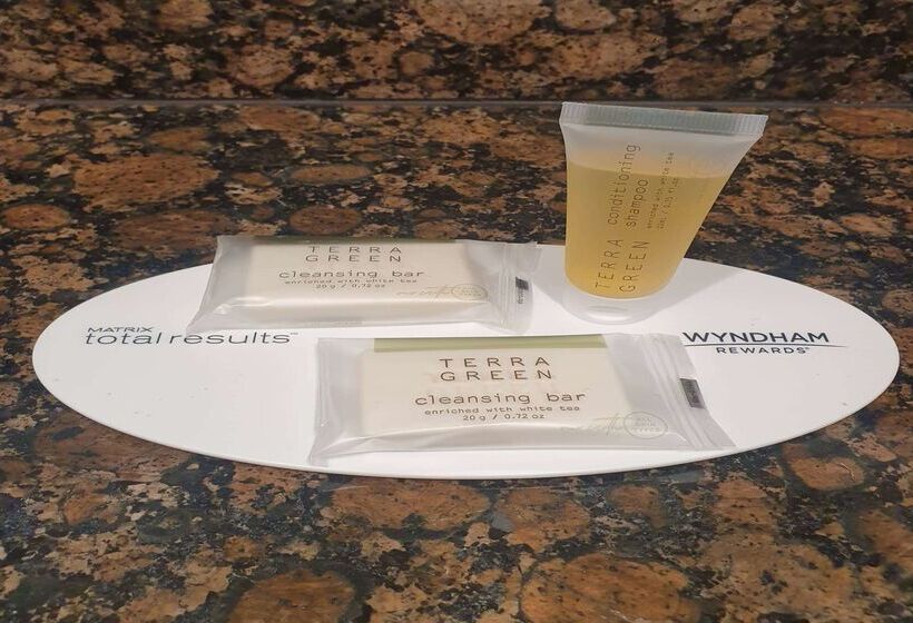 ホテル Super 8 By Wyndham Cypress Buena Park Area