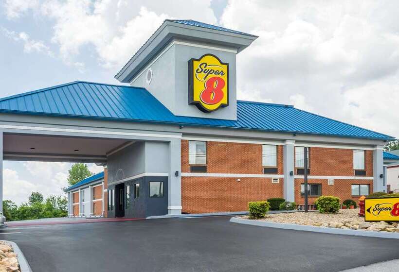 فندق Super 8 By Wyndham Dandridge