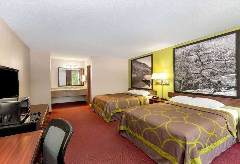 هتل Super 8 By Wyndham Eureka Springs