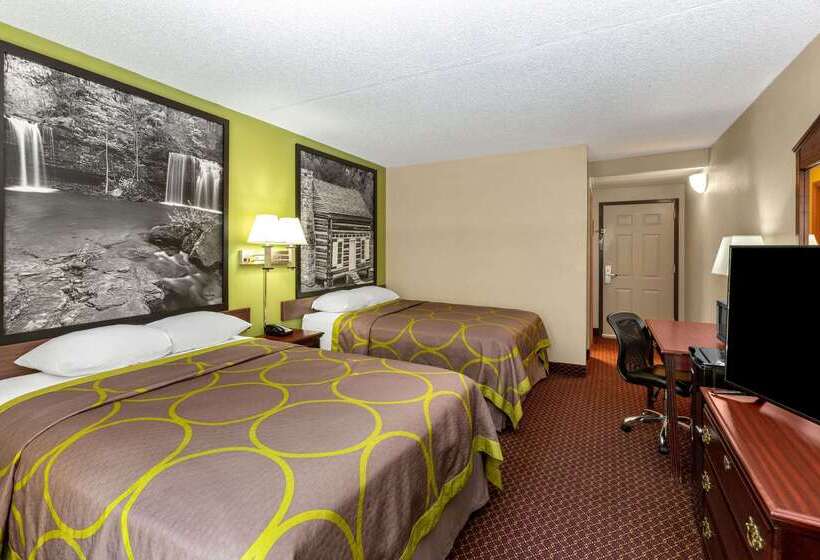 هتل Super 8 By Wyndham Eureka Springs