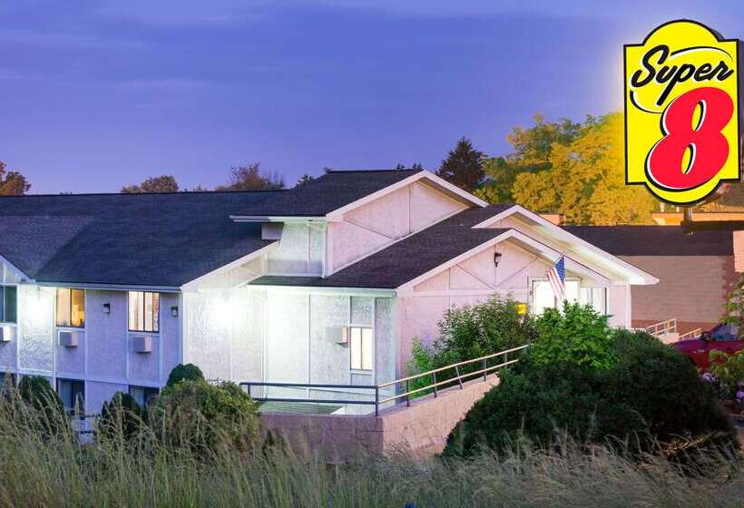 Отель Super 8 By Wyndham Pittsburgh Pa Airport University Area