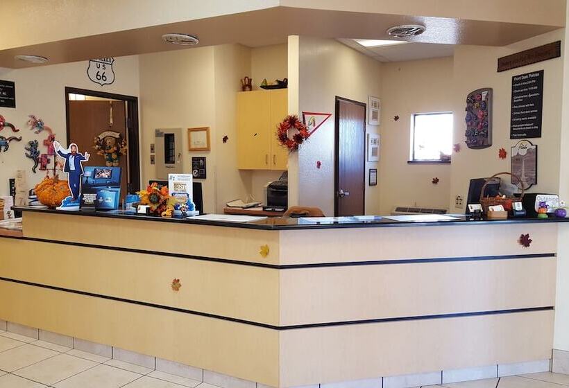 فندق Super 8 By Wyndham Santa Rosa