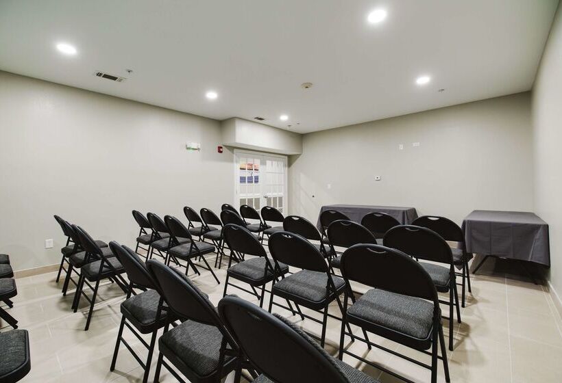 호텔 Surestay Studio By Best Western Conroe Downtown