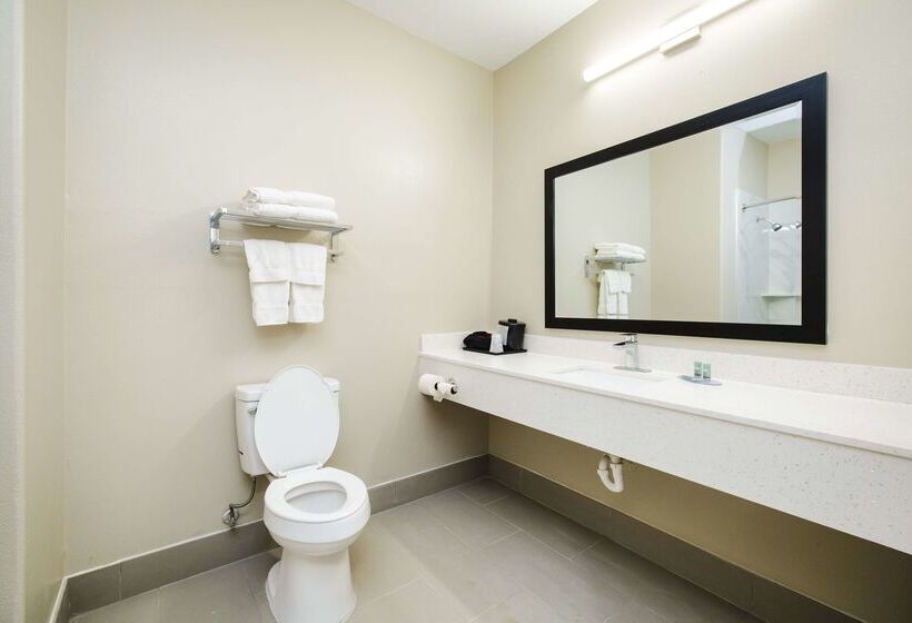 فندق Surestay Studio By Best Western Conroe Downtown