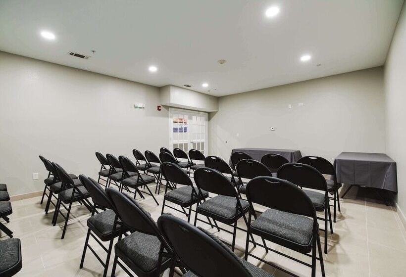 فندق Surestay Studio By Best Western Conroe Downtown