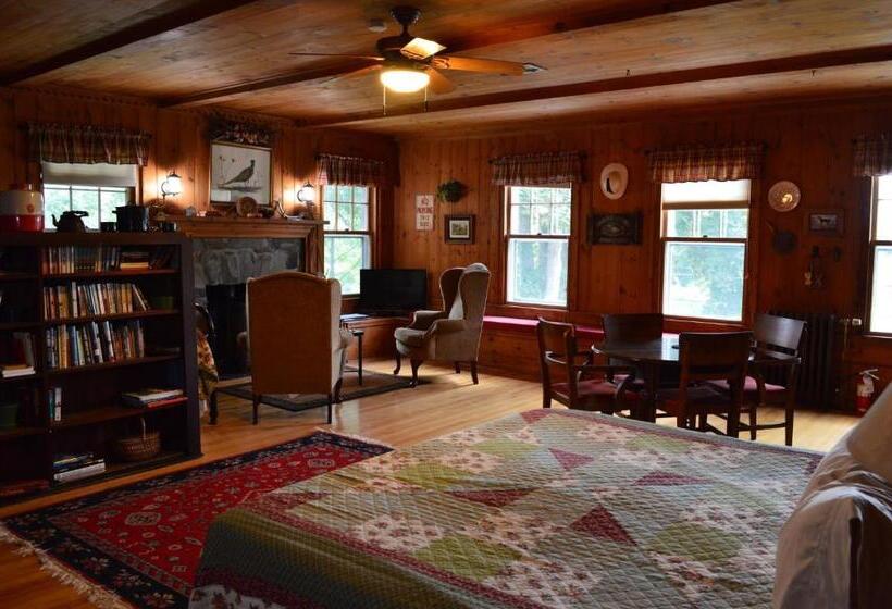 فندق The Brewster Inn