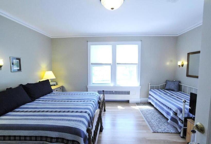 فندق The Brewster Inn