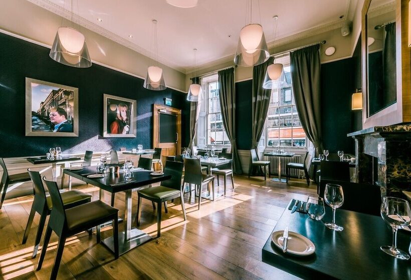 בית מלון כפרי The Place