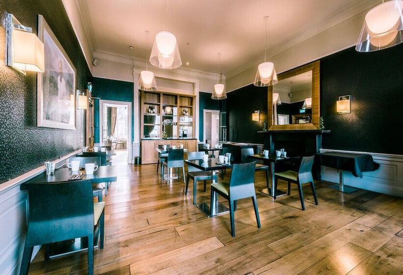 בית מלון כפרי The Place