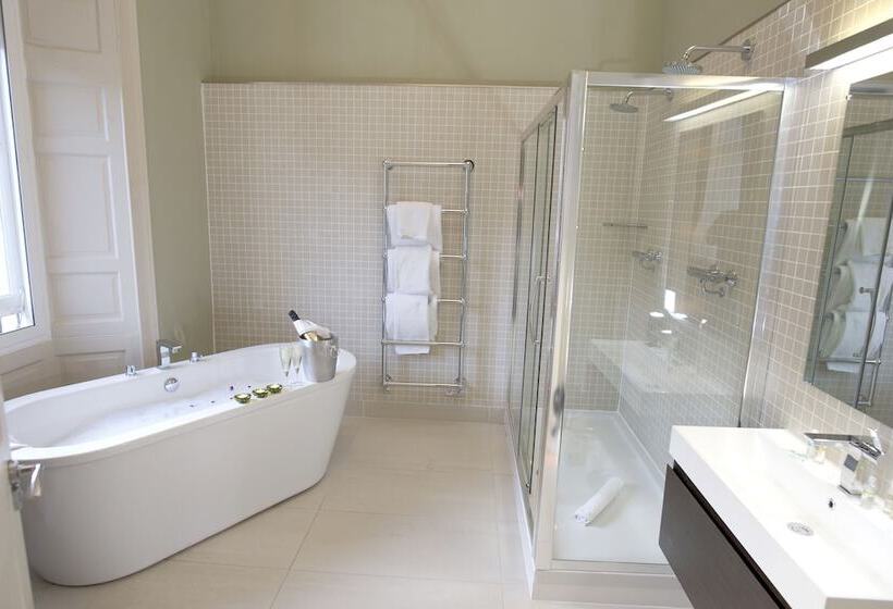 בית מלון כפרי The Place